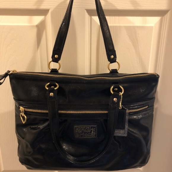 Coach Daisy Liquid Gloss Tote - Picture 6 of 8